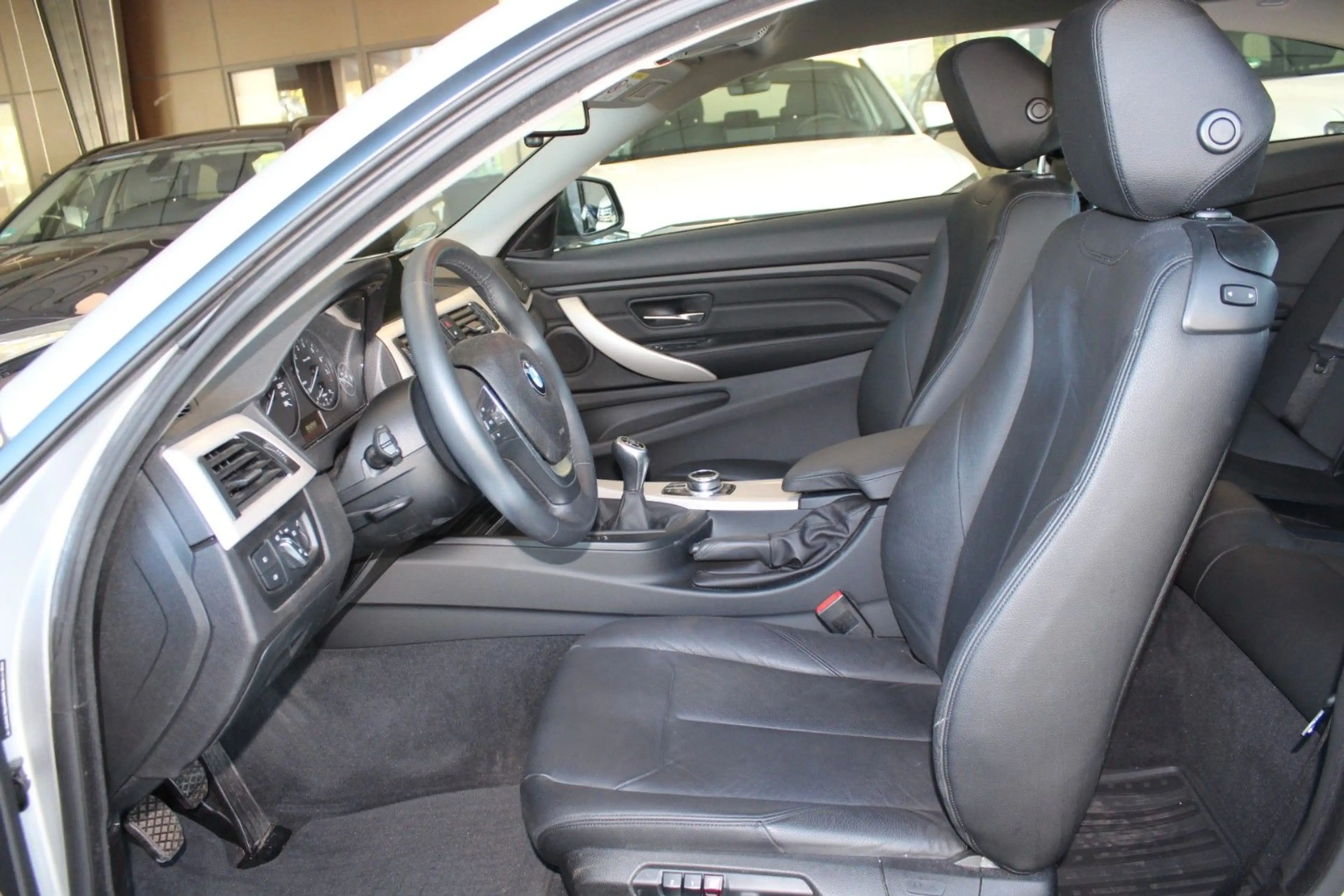 BMW 420 i Coupe Advantage 1-Hand / HIFI / Leder /LED — photo 14