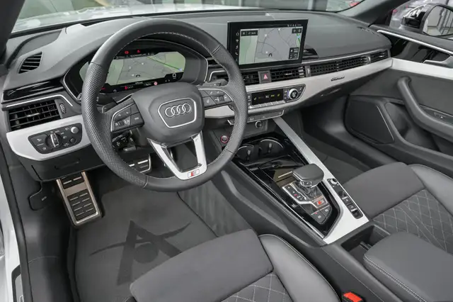 Audi S5 view 10