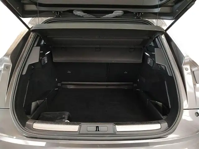 DS Automobiles DS 7 Crossback view 15