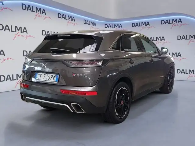 DS Automobiles DS 7 Crossback view 5