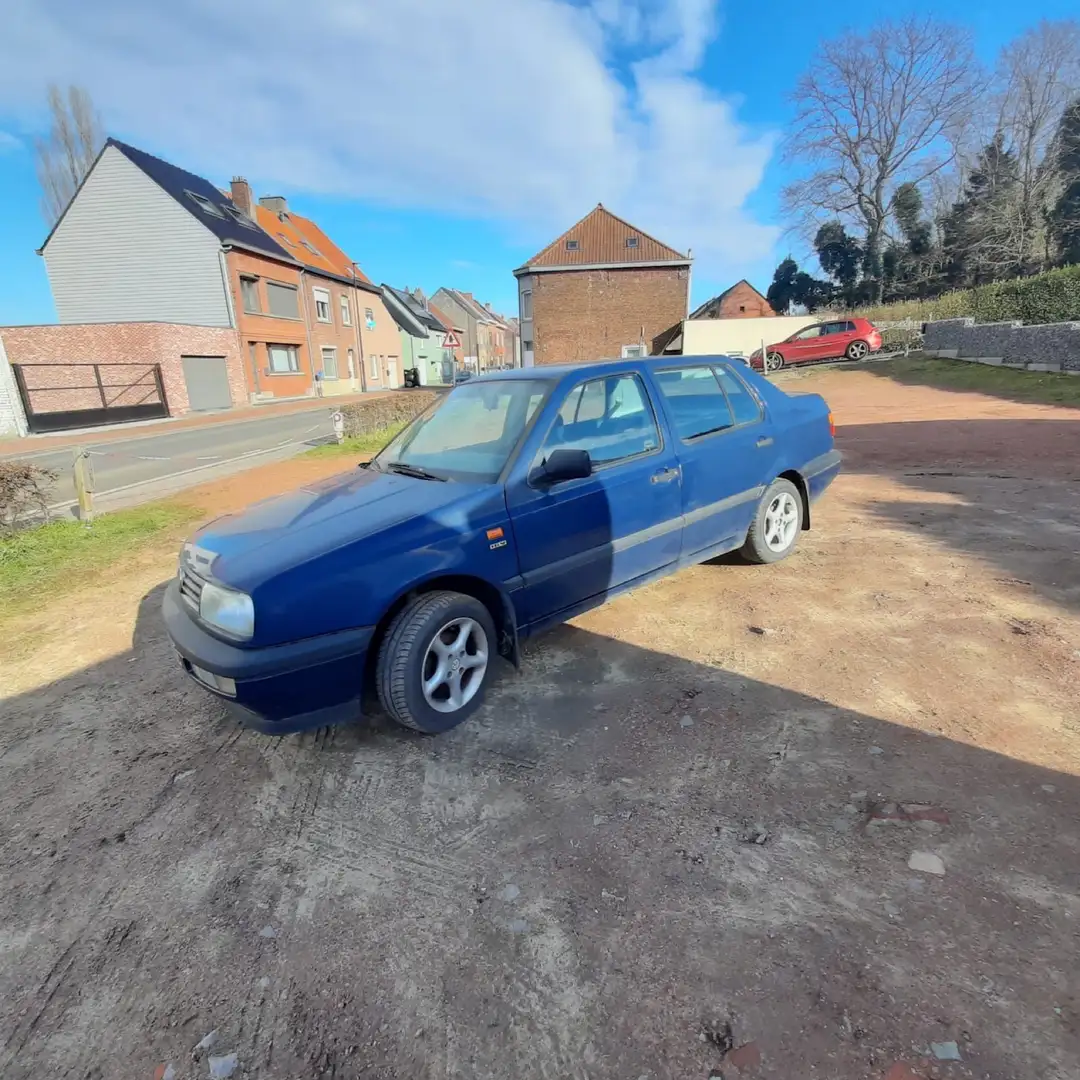 Volkswagen Vento vento 1.8 - 1