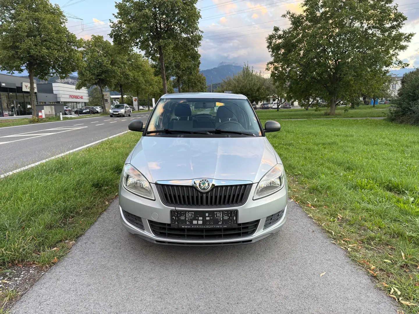 Skoda Fabia Active Grau - 1