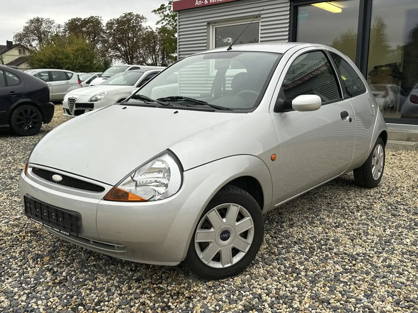 Ford Ka/Ka+ 1,3 51kW Style/KLIMAANLAGE/ Ezüst - 1