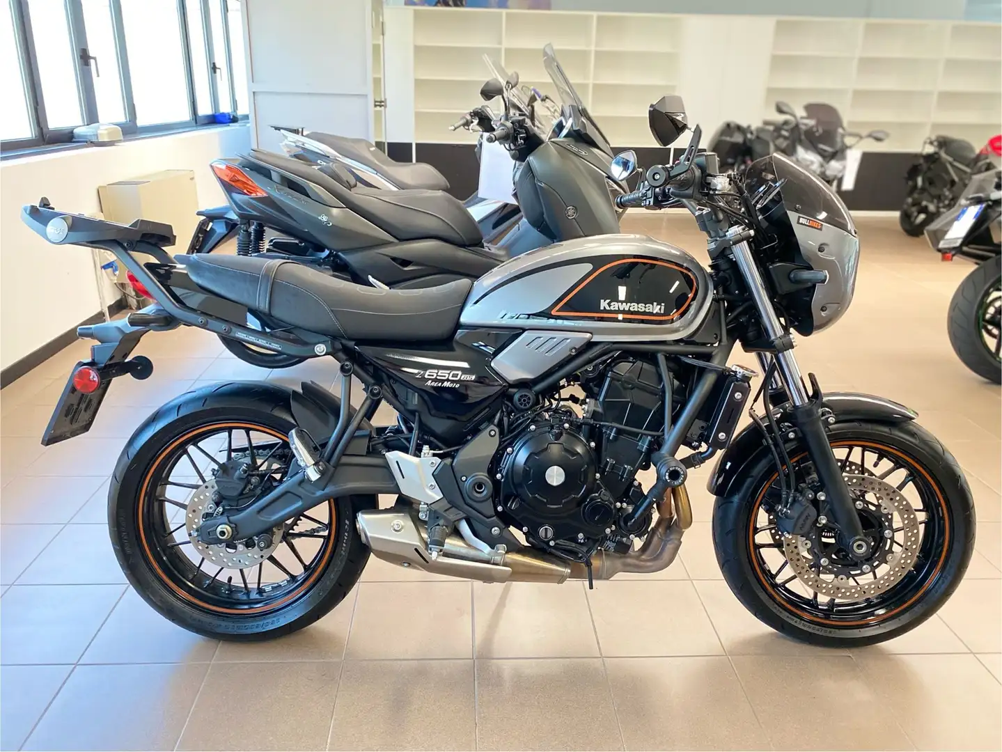 Kawasaki Z 650 RS Grigio - 1
