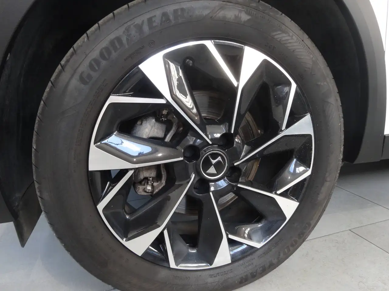 DS Automobiles DS 3 2024