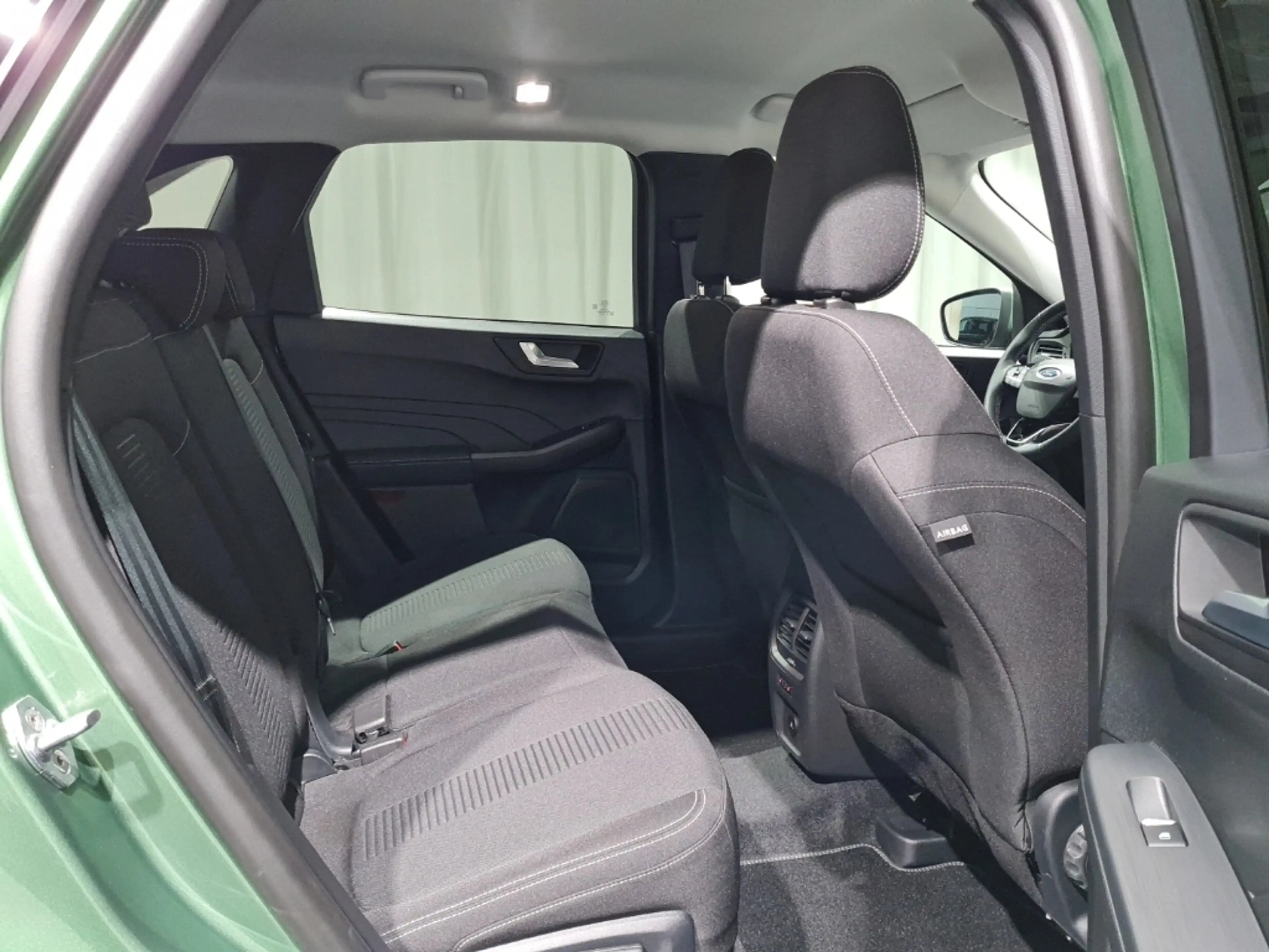 Ford Kuga 2.5 PHEV Active*LED*HEAD-UP*GJR*-39%* — photo 8