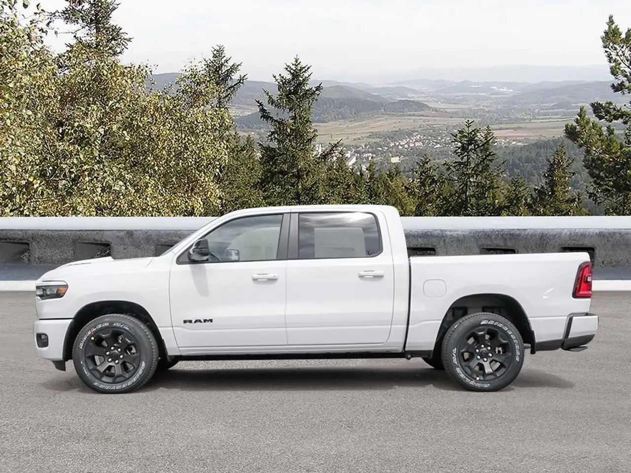 RAM 1500 снимка RAM 1500