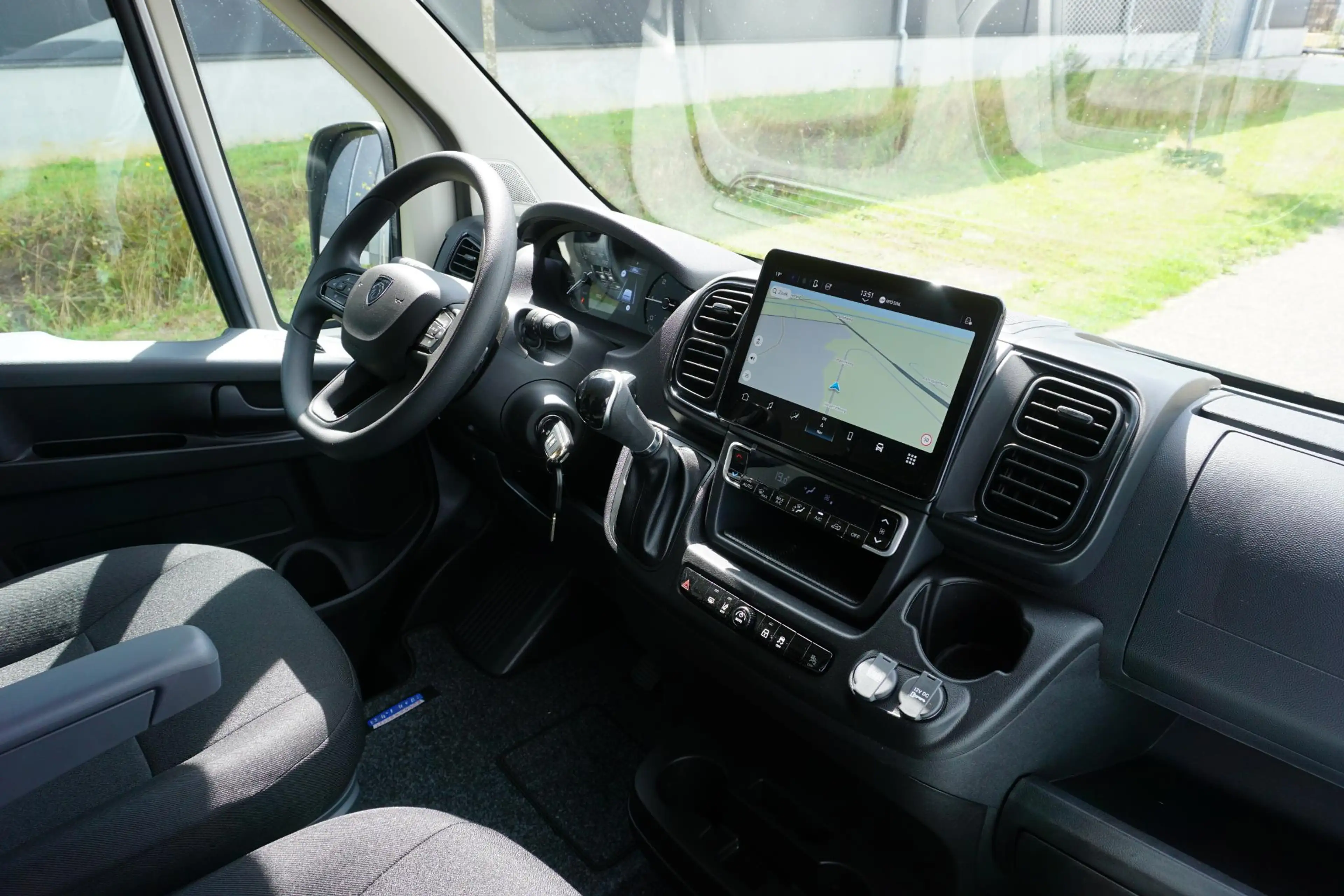 Peugeot Boxer 2.2 BlueHDi 180 L3H2 3.5t Nieuw en BPM vrij |180 p — photo 8