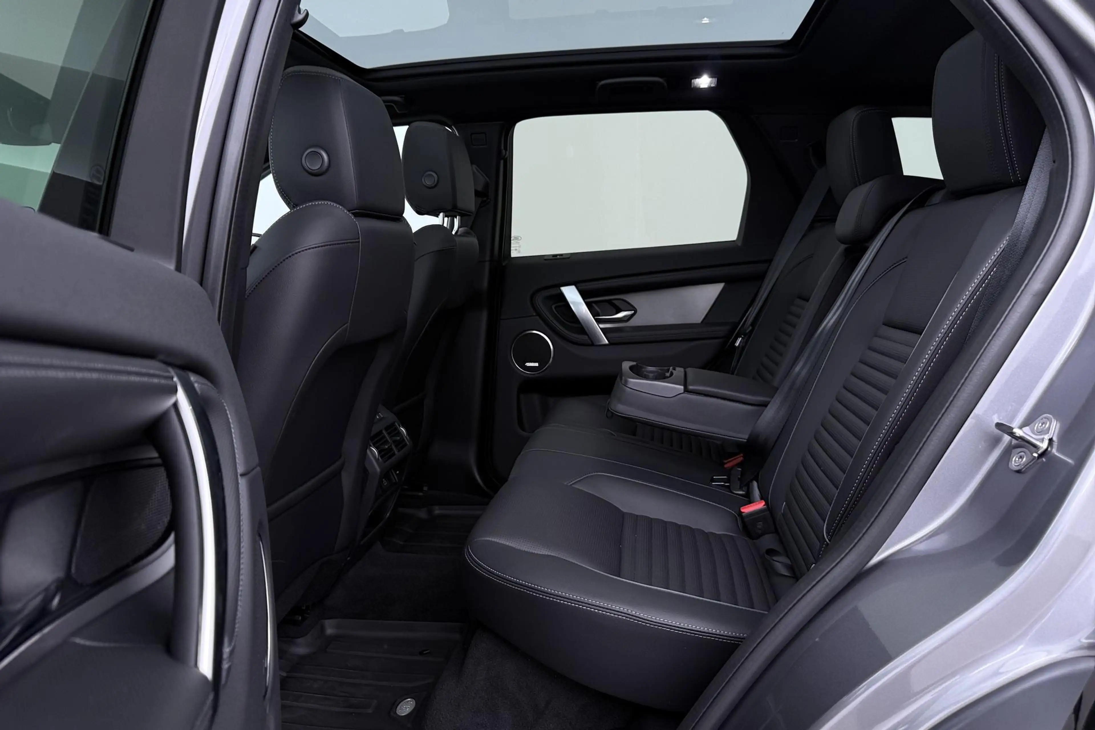 Land Rover Discovery Sport 1.5 P270e PHEV Dynamic SE | Trekhaak | Meridian Su — photo 41