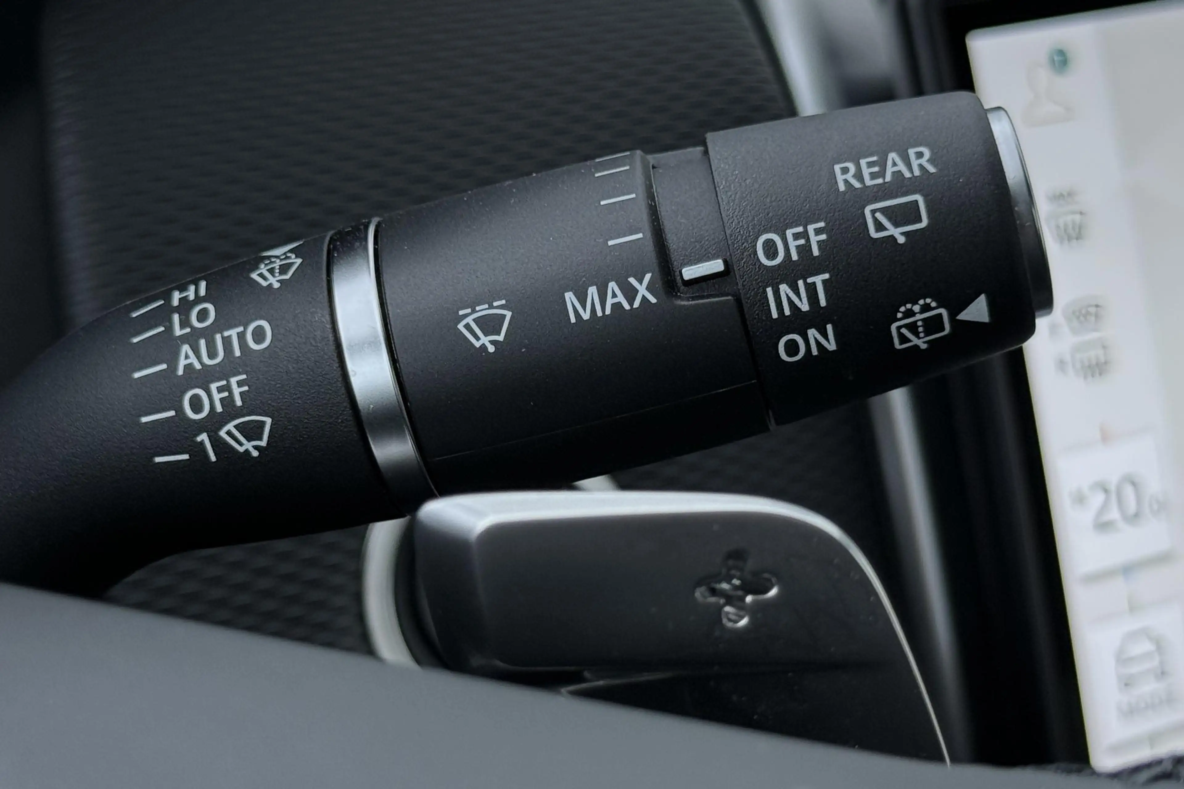 Land Rover Discovery Sport 1.5 P270e PHEV Dynamic SE | Trekhaak | Meridian Su — photo 37