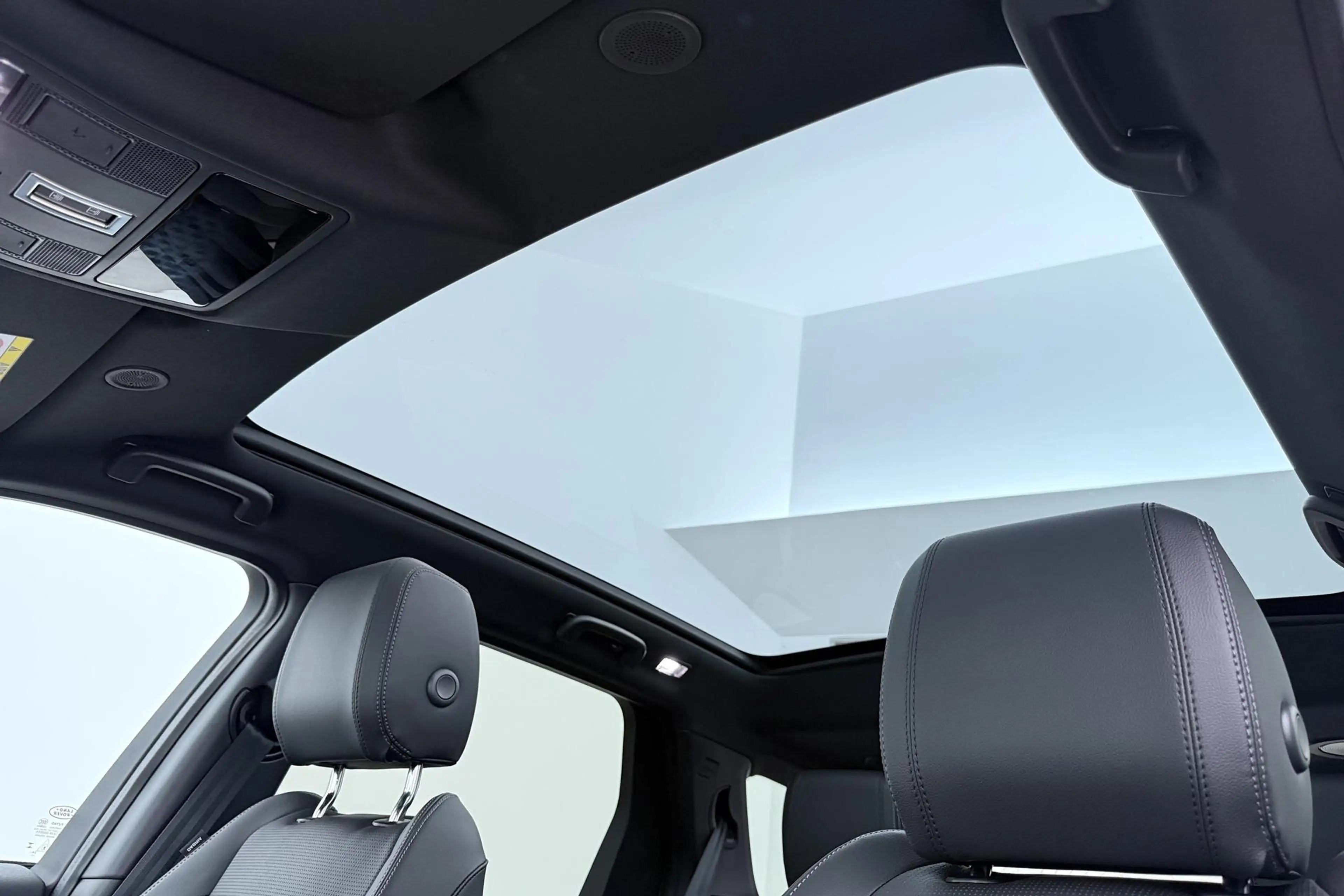 Land Rover Discovery Sport 1.5 P270e PHEV Dynamic SE | Trekhaak | Meridian Su — photo 11