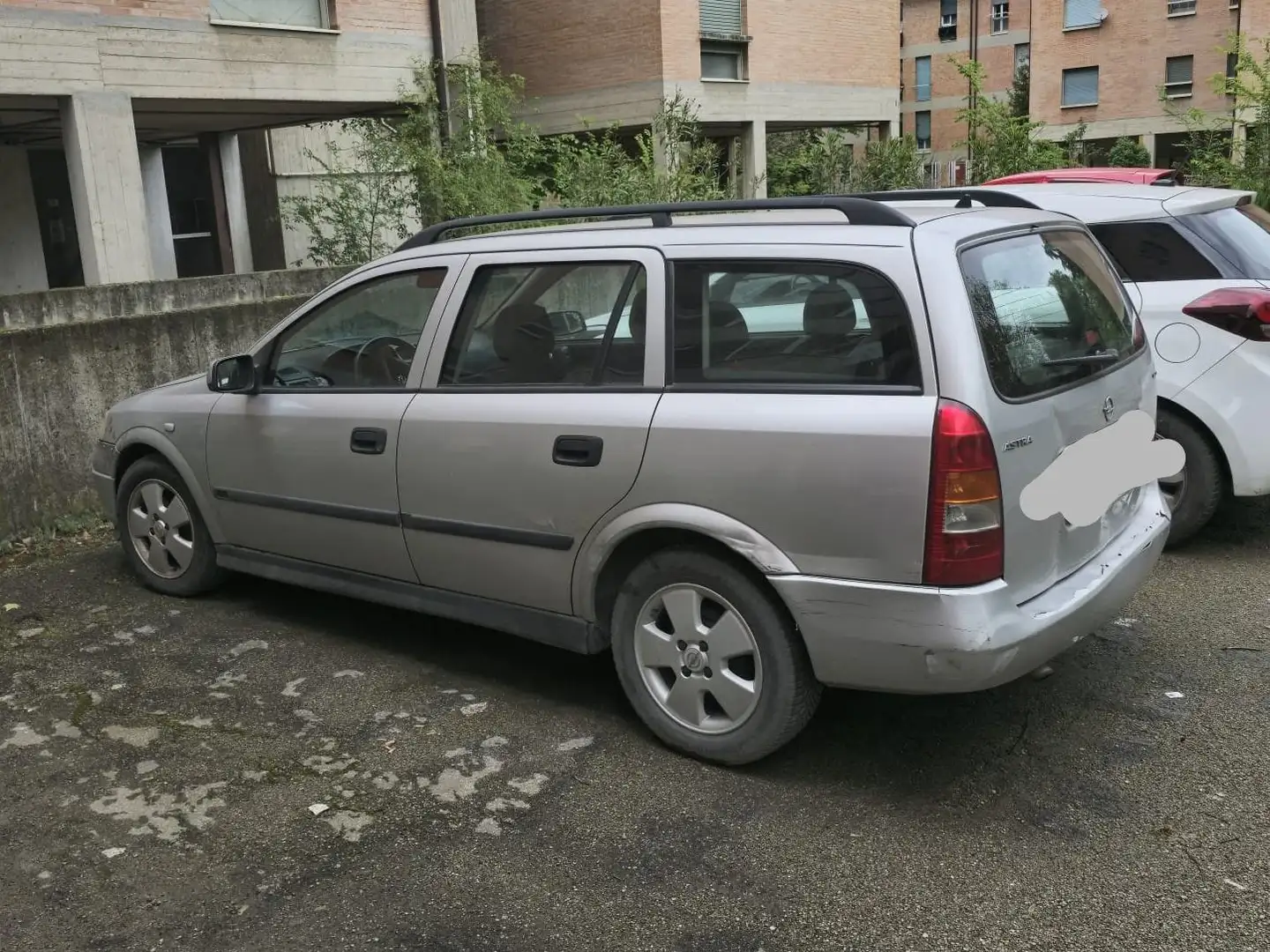 Opel Astra Astra II 1998 SW SW 1.7 dti 16v Elegance Argento - 2