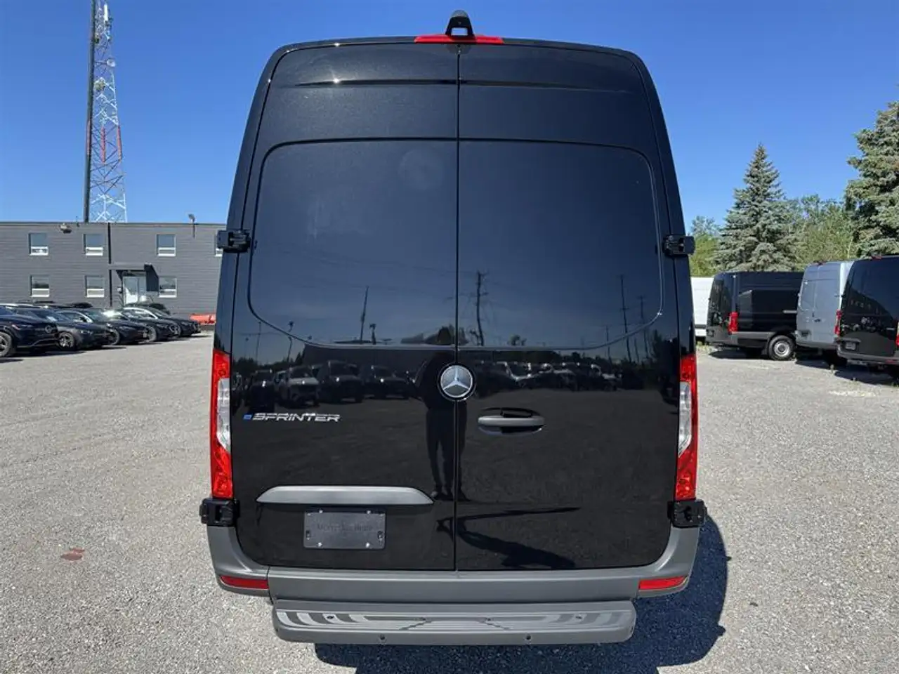 Mercedes-Benz eSprinter снимка Mercedes-Benz eSprinter