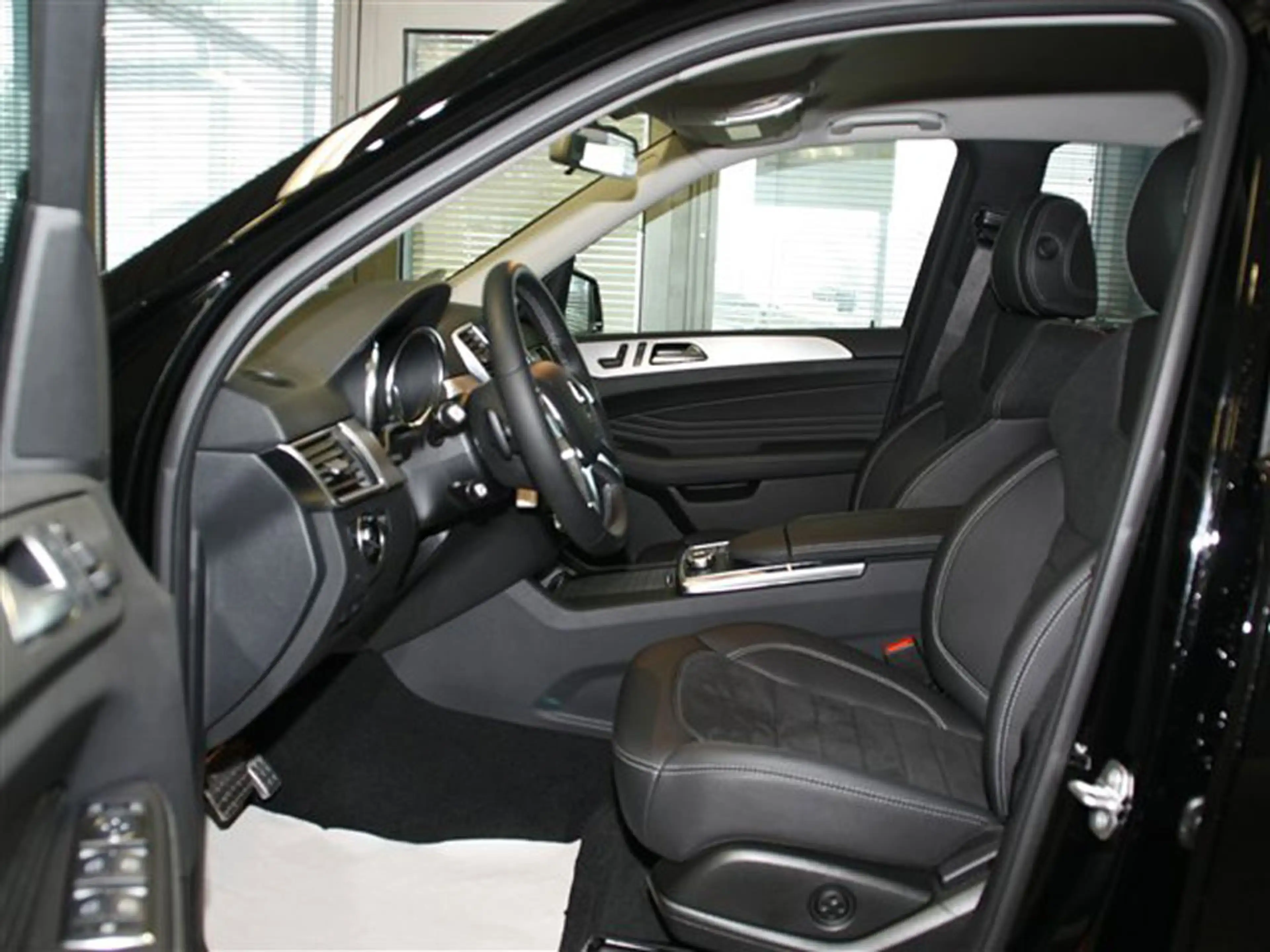 Mercedes-Benz ML 350 nur Gewerblich oder Export — photo 8