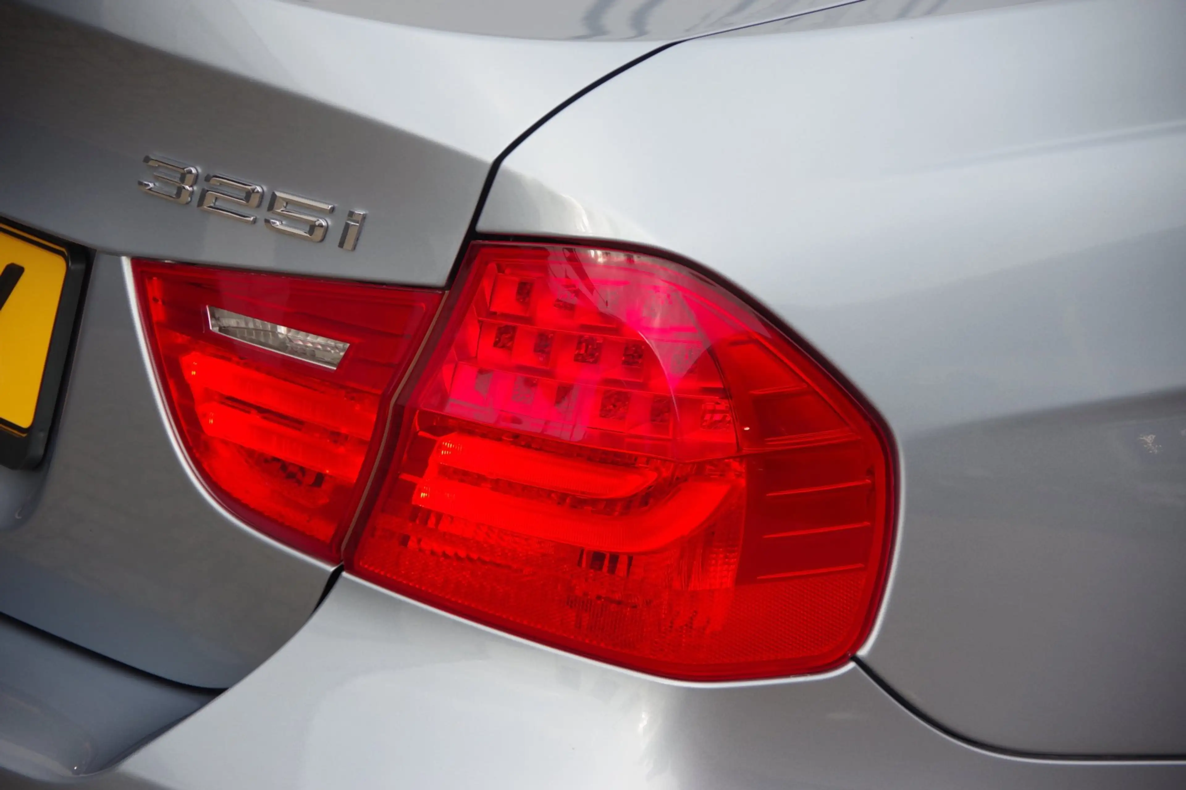 BMW 325 3-serie 325i High Executive |Nieuwstaat| Dealer on — photo 32