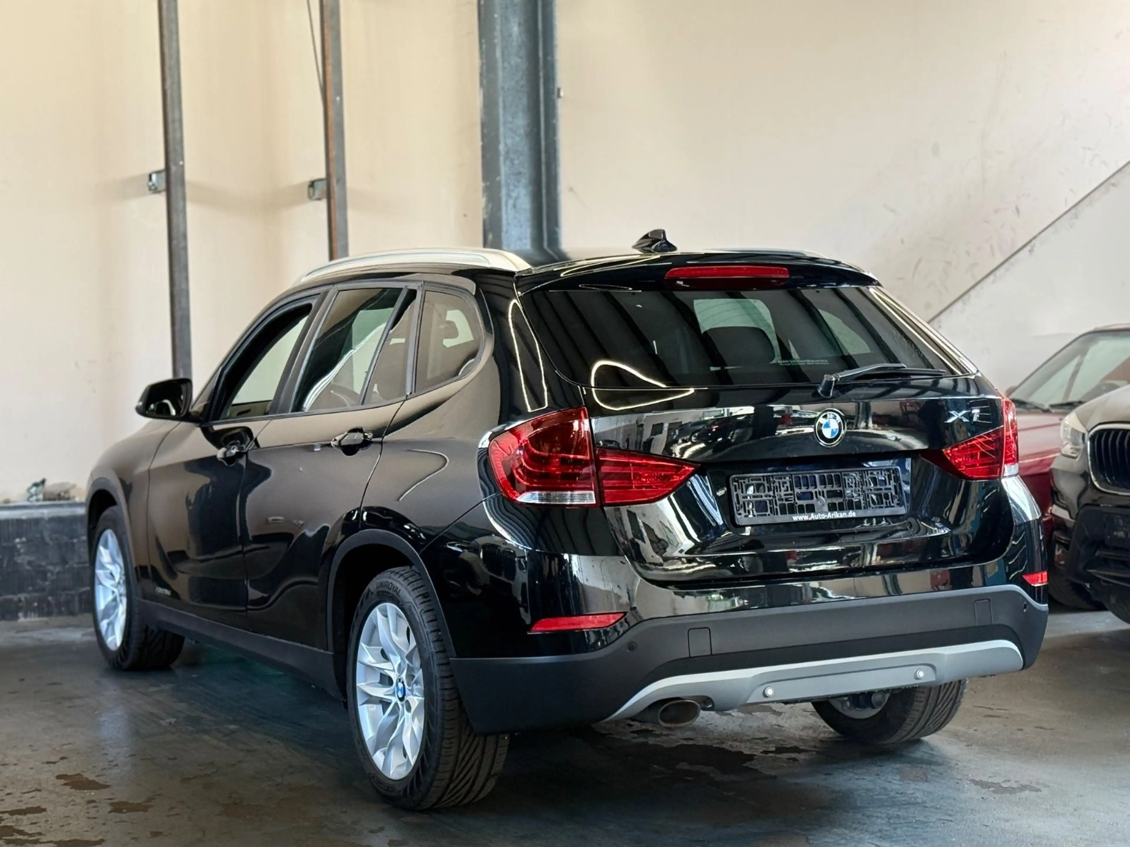 BMW X1 xDrive 18 d Sportline — photo 5