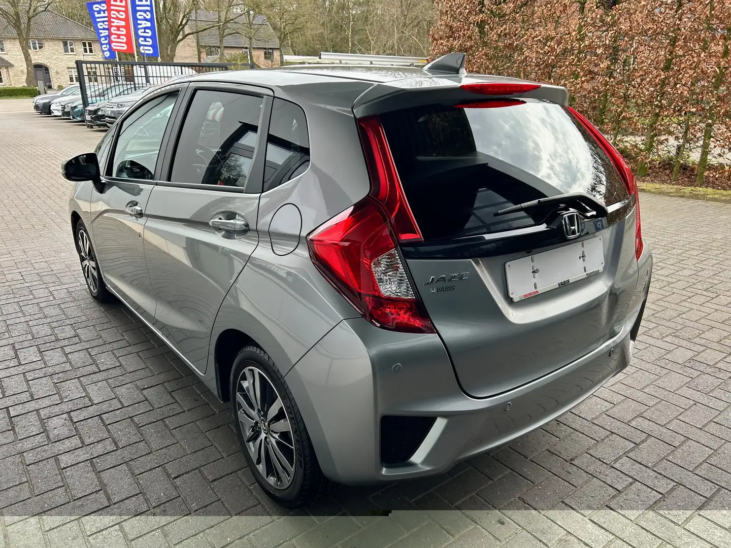 Honda Jazz 1.3i-VTEC Elegance CVT -€2000 SUMMER DEAL Gris - 2