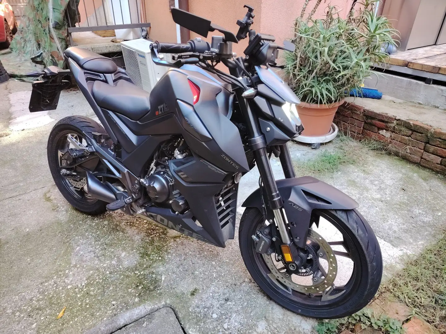 Zontes 125 U Fekete - 2