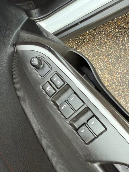 Suzuki Vitara 1.4 Boosterjet Select Smart Hybrid // 1500 kilo tr — photo 15