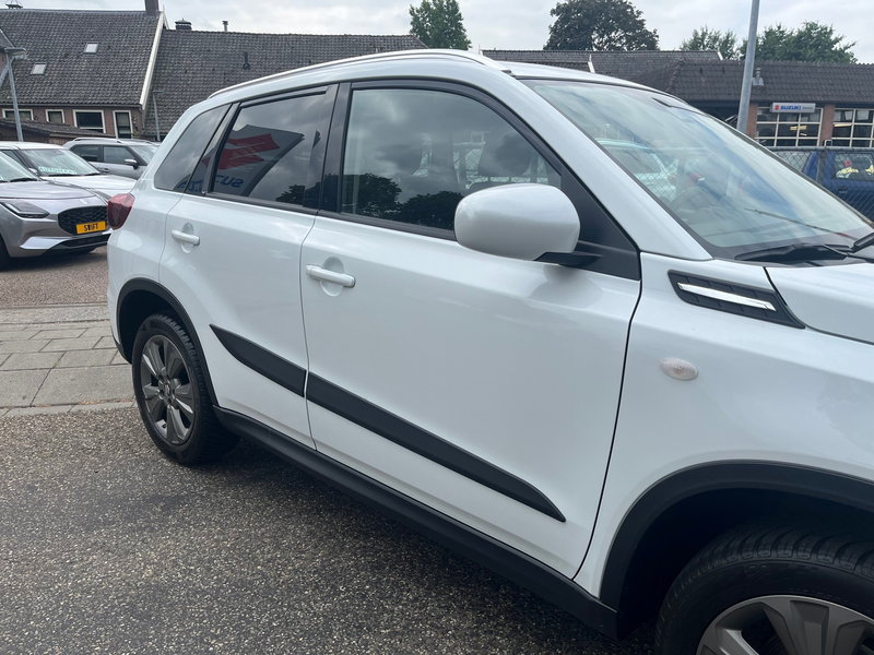 Suzuki Vitara 1.4 Boosterjet Select Smart Hybrid // 1500 kilo tr — photo 6