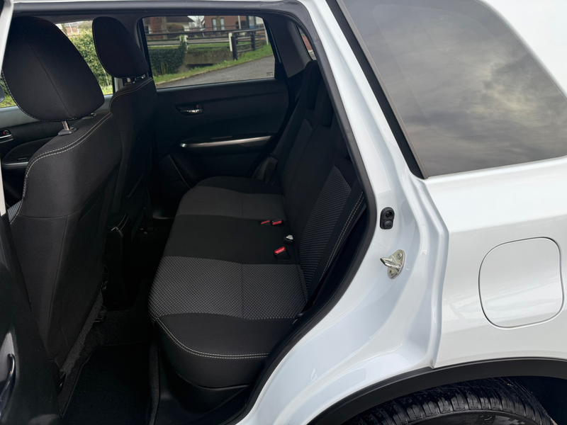 Suzuki Vitara 1.4 Boosterjet Select Smart Hybrid // 1500 kilo tr — photo 12