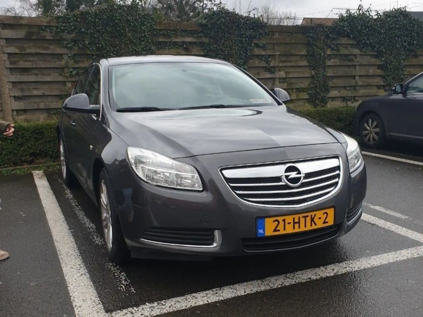 Opel Insignia 1.6 Edition Grijs - 1
