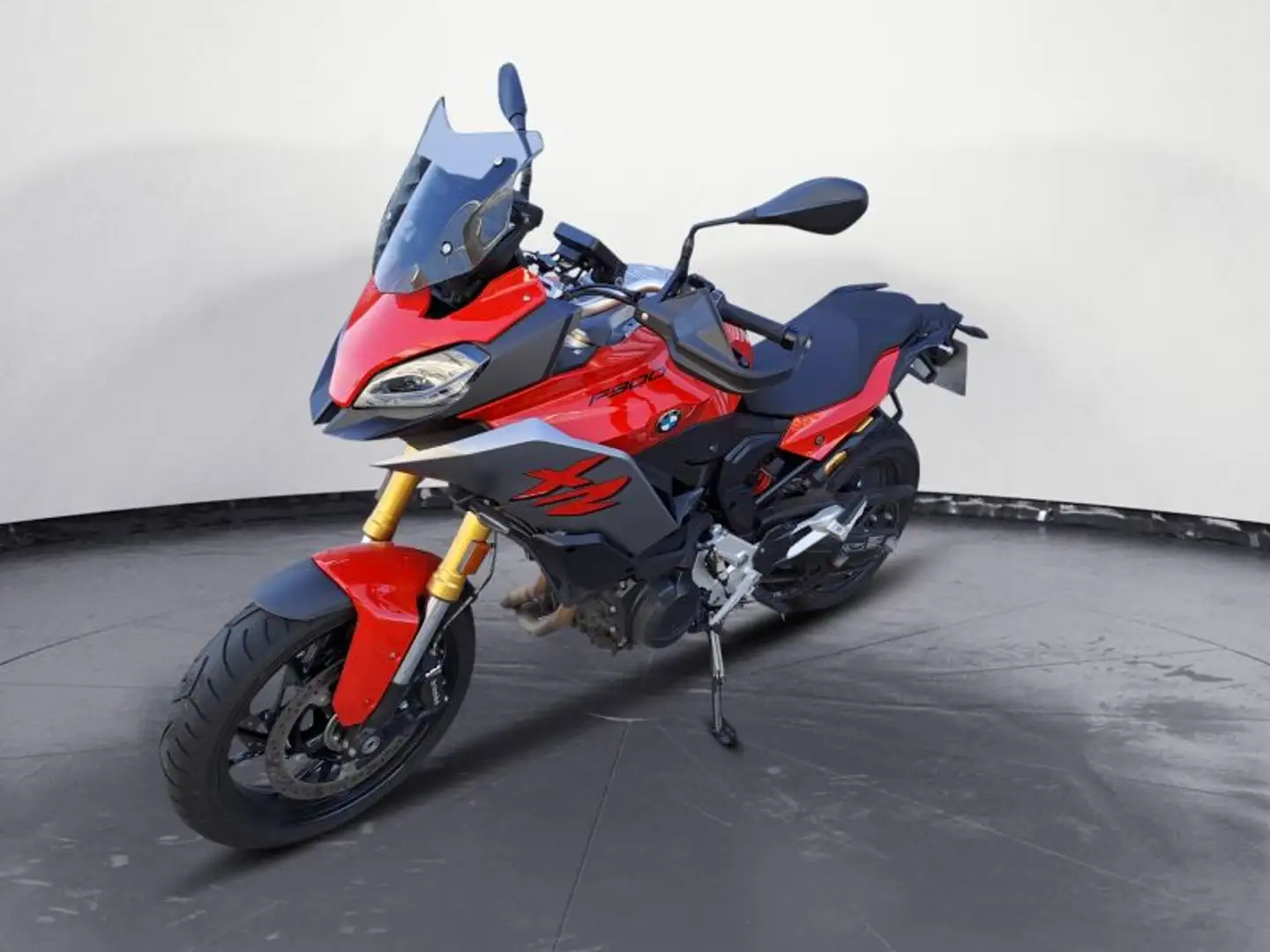 BMW F 900 XR A2 Alle Pakete/ 35 KW/ Oil Inclusive - Rood - 1