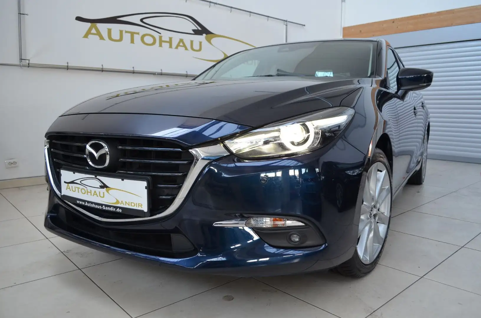 Mazda 3 Lim. Sports-Line ~ Navi~HuD~Cam~LED~Keyless-Go Blau - 1