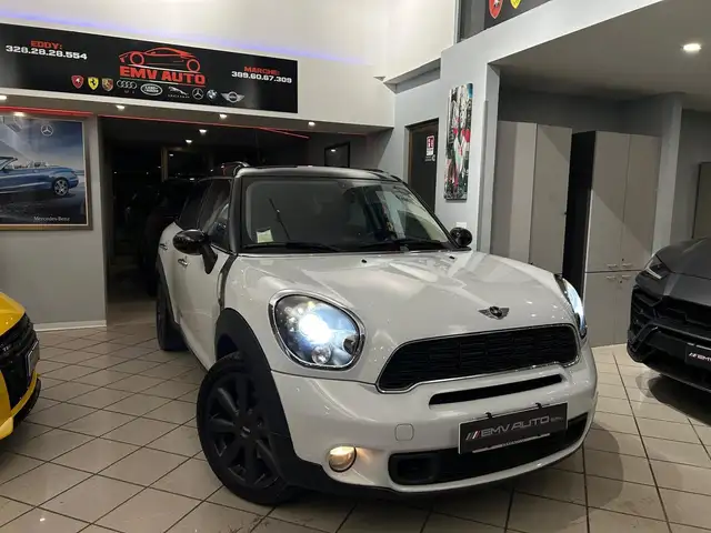 2012 Mini Countryman in White for sale