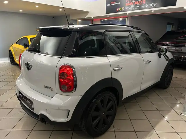 Mini Countryman view 12