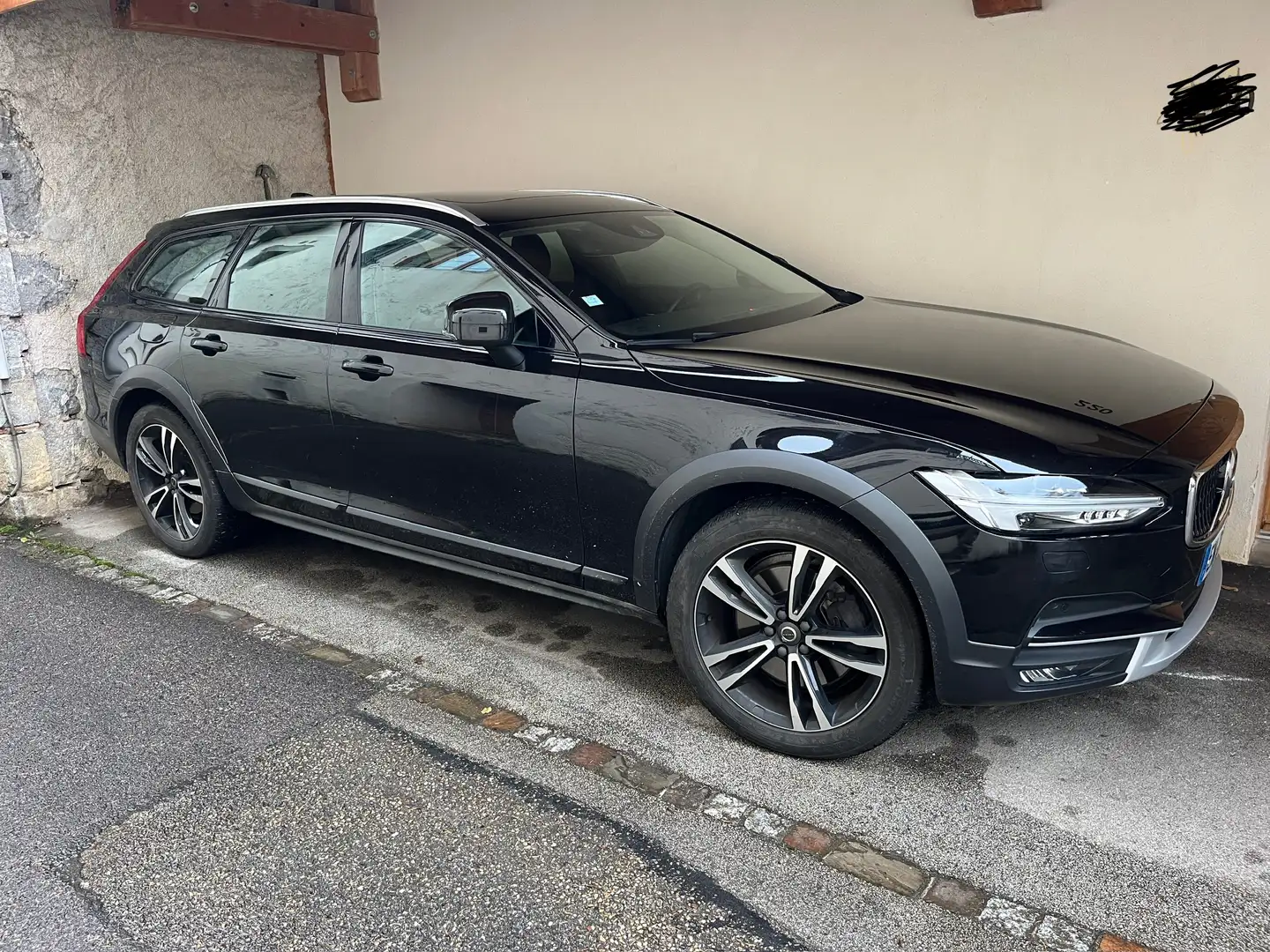 Volvo V90 Cross Country D5 AWD 235 ch Geartronic 8  Pro - 1