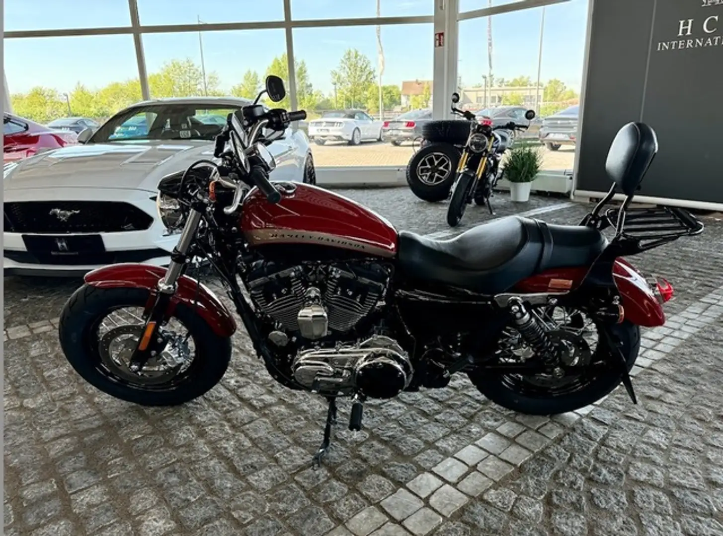 Harley-Davidson Sportster 1200 XL Custom FMDACO - 1.Hand Rood - 1