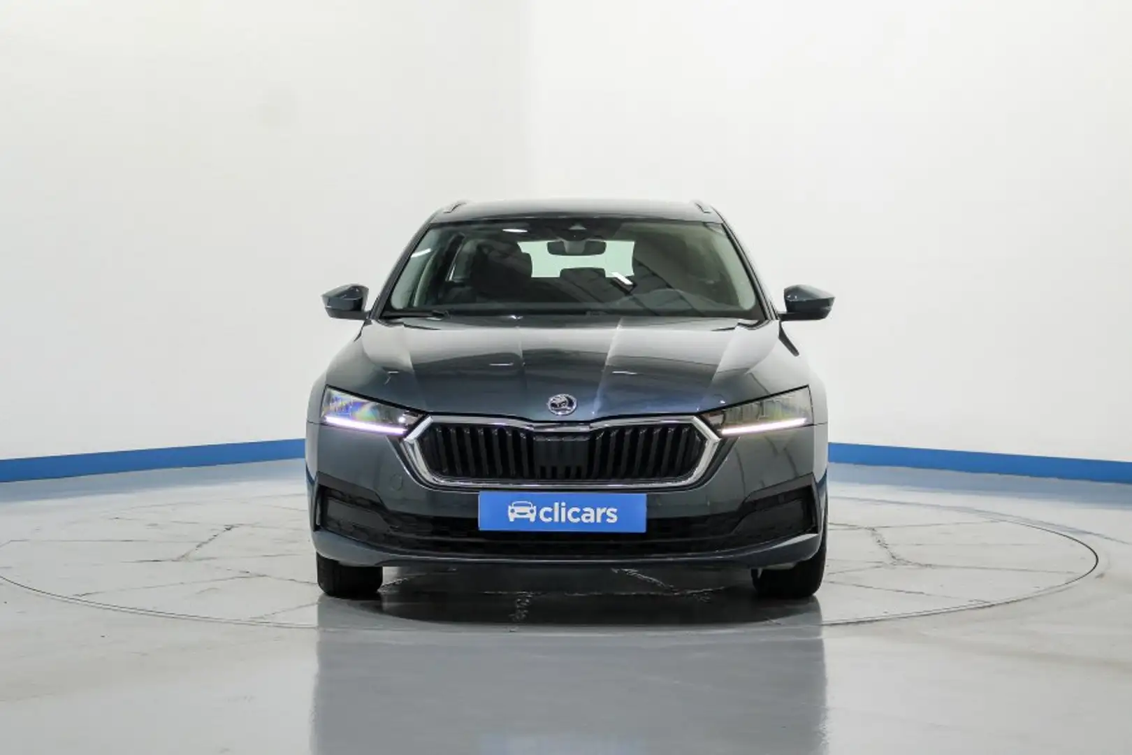 Skoda Octavia Combi 2.0TDI Ambition DSG 85kW Gris - 2
