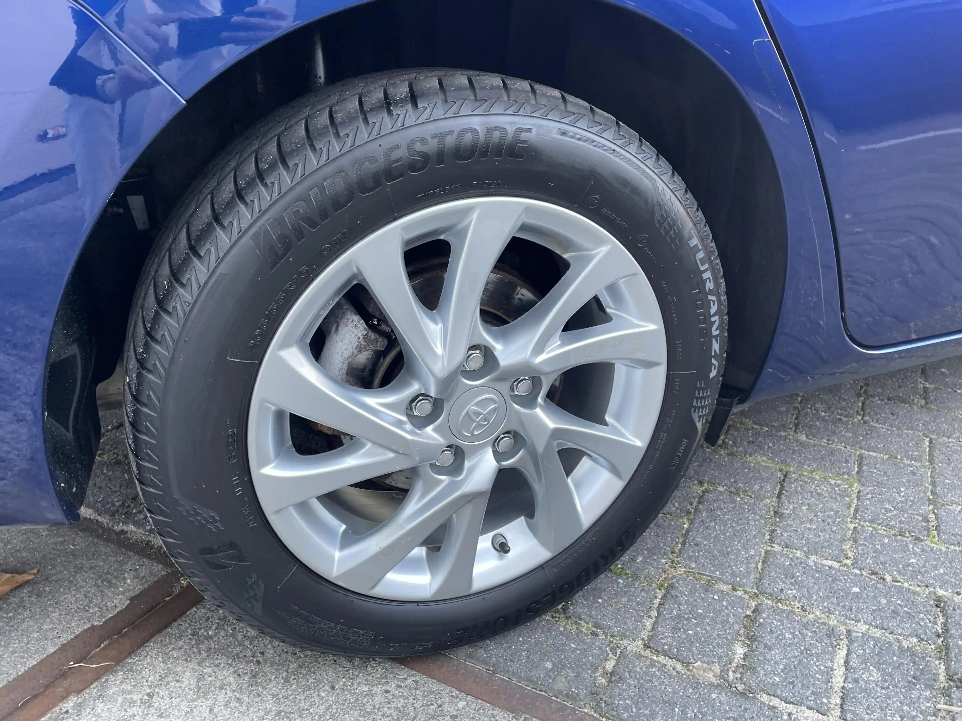 Toyota Auris Touring Sports 1.8 Hybrid Aspiration — photo 2