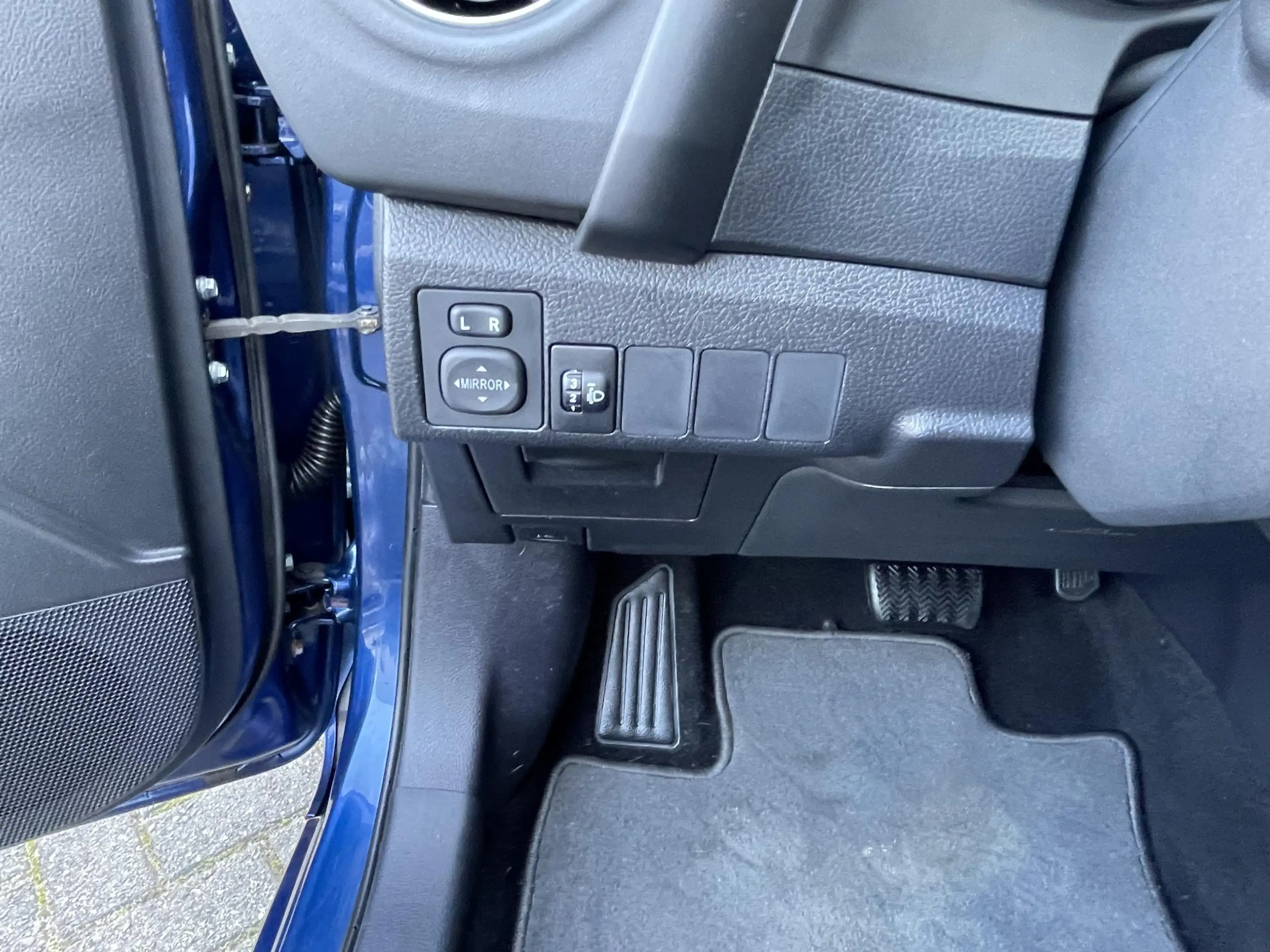 Toyota Auris Touring Sports 1.8 Hybrid Aspiration — photo 6
