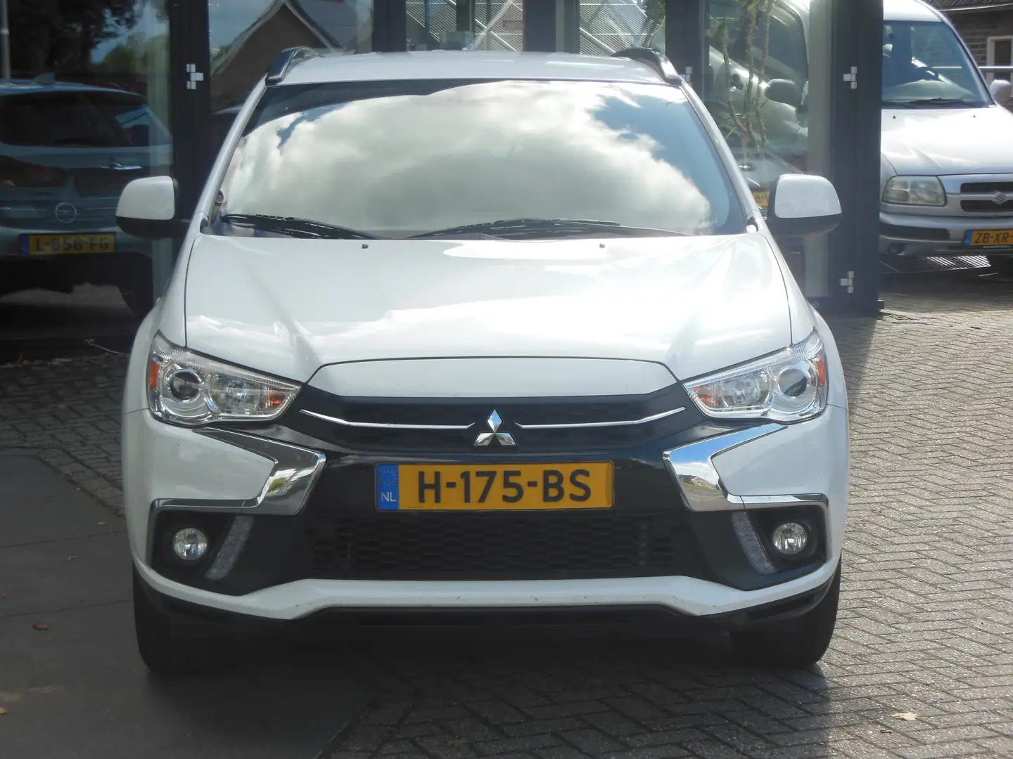 Mitsubishi ASX 1.6 Cleartec Life Staat in De Krim Wit - 2
