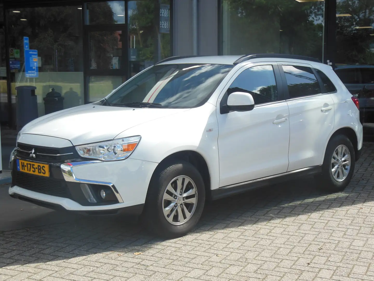 Mitsubishi ASX 1.6 Cleartec Life Staat in De Krim Wit - 1