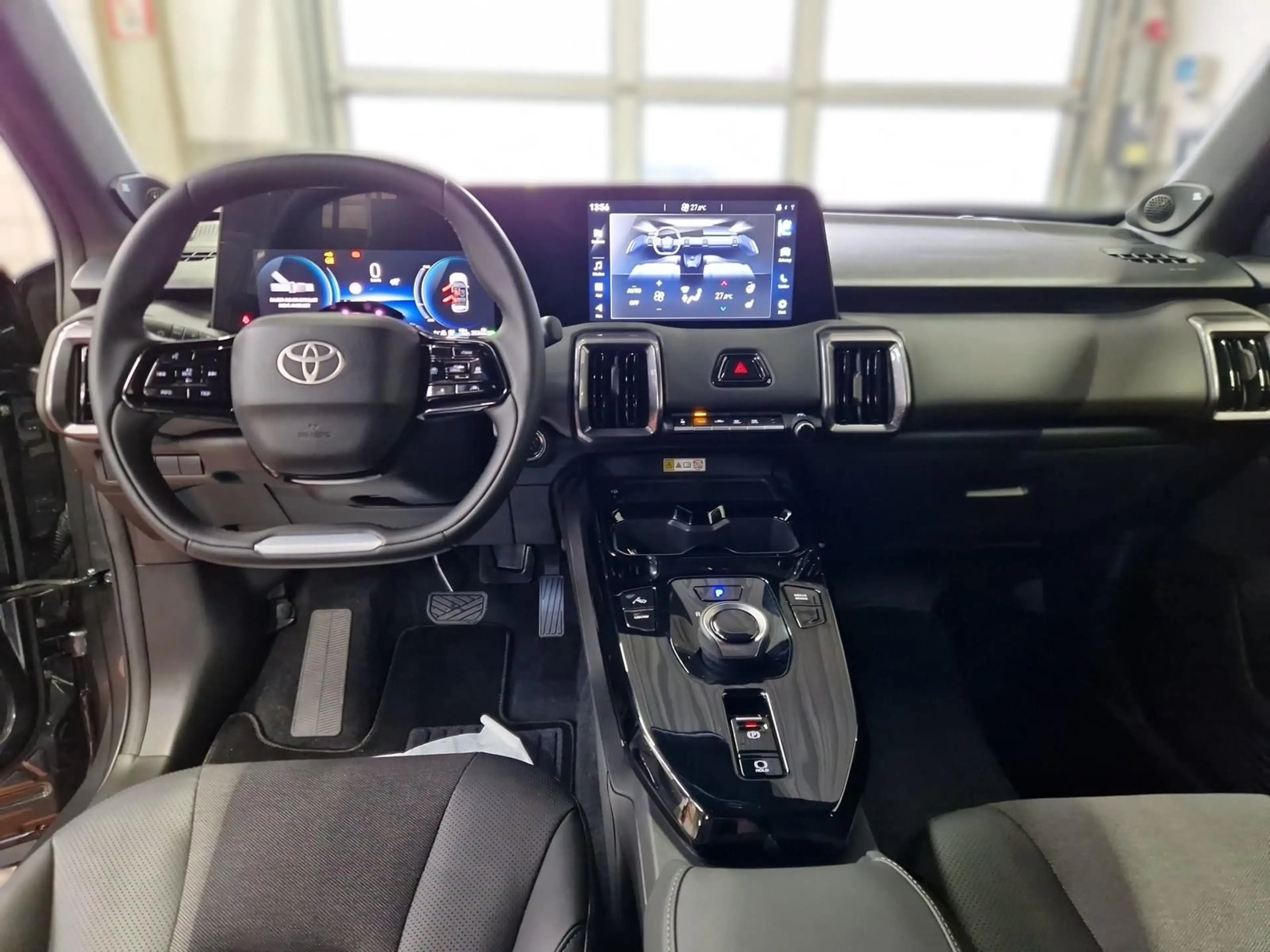 Toyota Urban Cruiser Lounge + JBL + Navi — photo 10