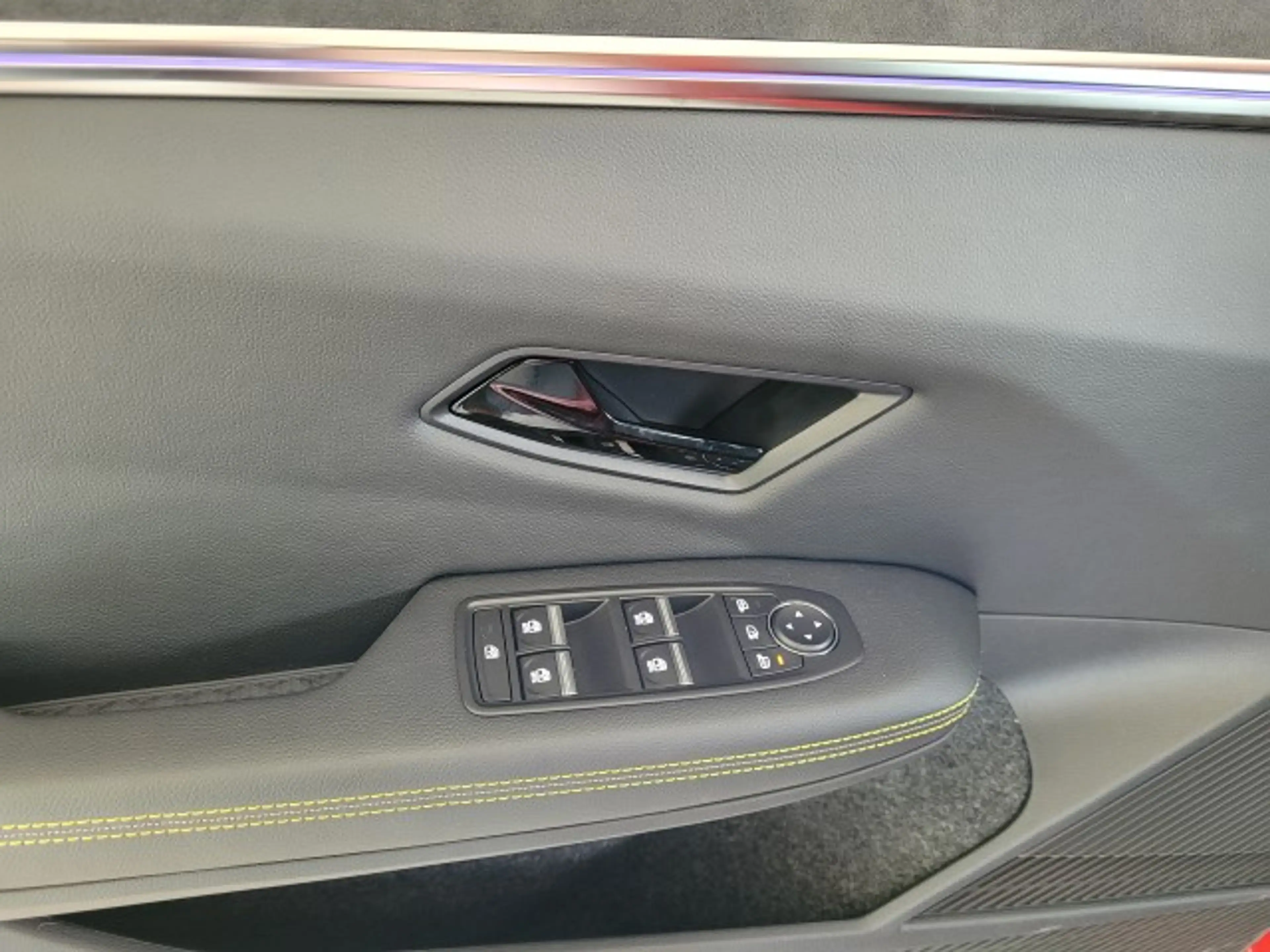 Renault Megane Techno EV60 220hp optimum charge - Wärmepumpe- — photo 3