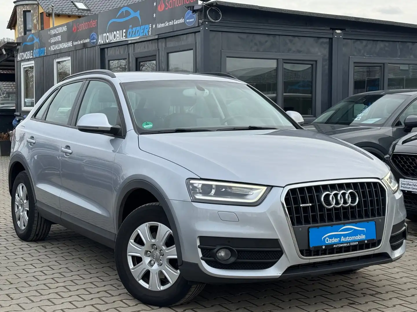 Audi Q3 2.0 TDI quattro+Finanzierung+Garantie+ Silber - 1