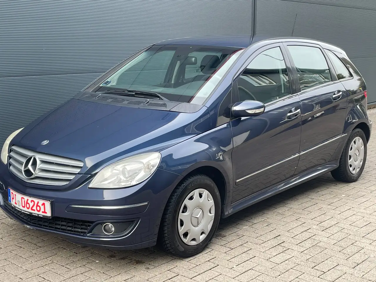 Mercedes-Benz B 170