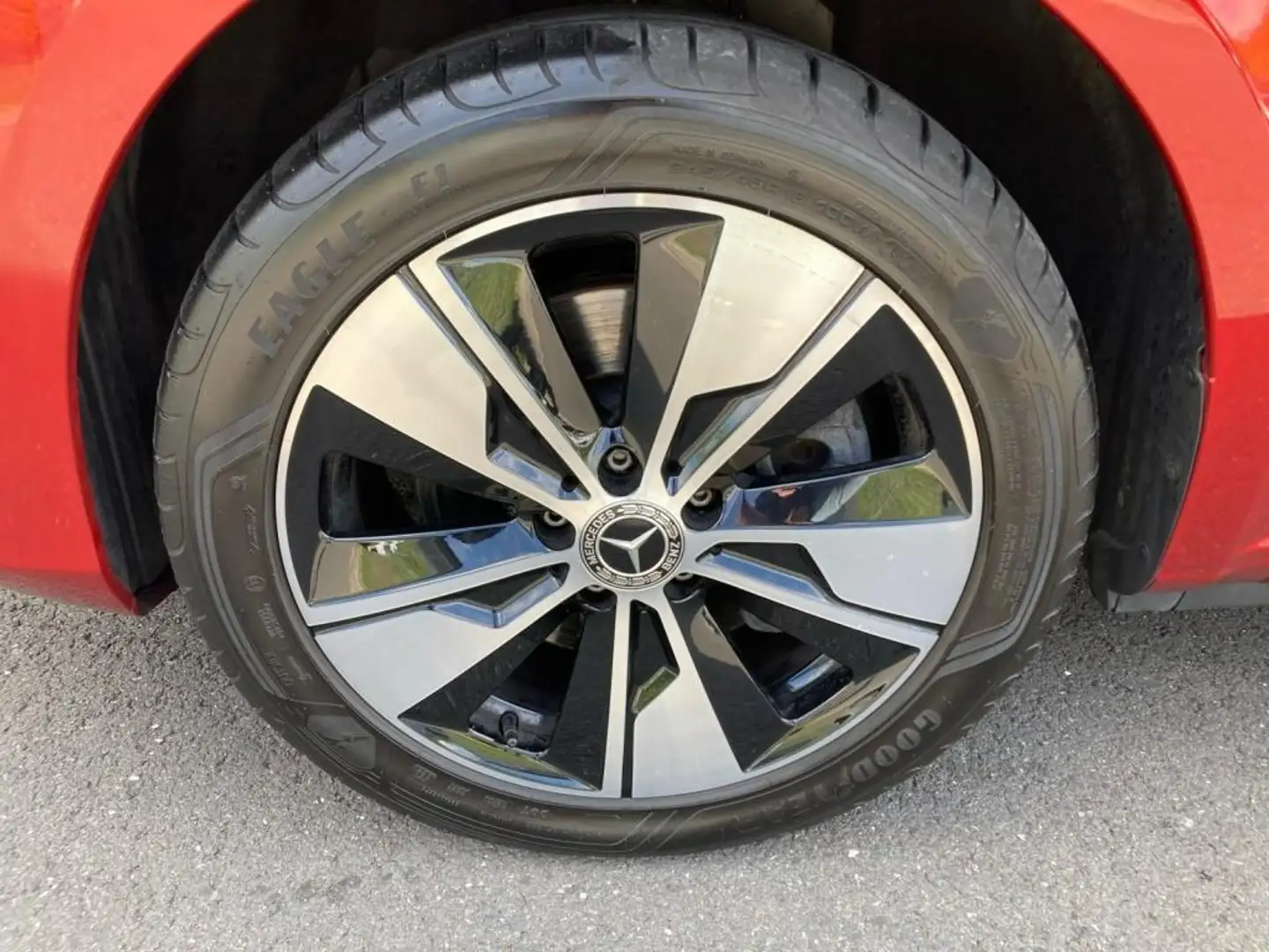 Mercedes-Benz V 250 d Avantgarde  Airmatic/Distronic/Night P. Rot - 2