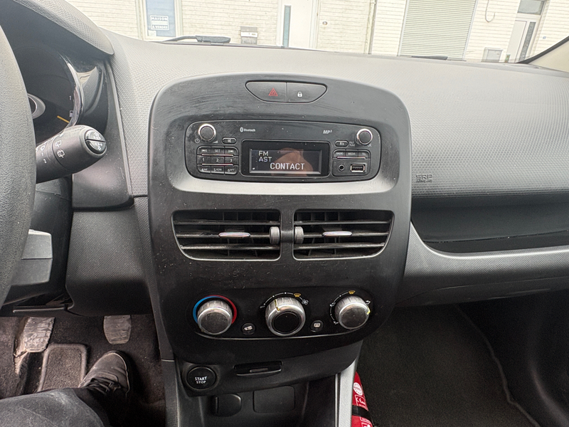 Renault Clio Clio 1.2i Collection — photo 9