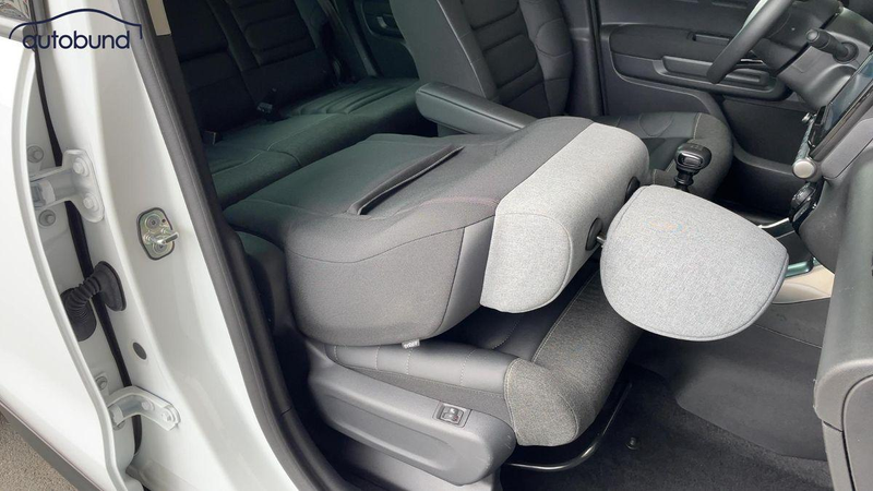 Citroen C3 III Aircross 1,2 PureTech Shine Pack Alu Ka LED Li — photo 7
