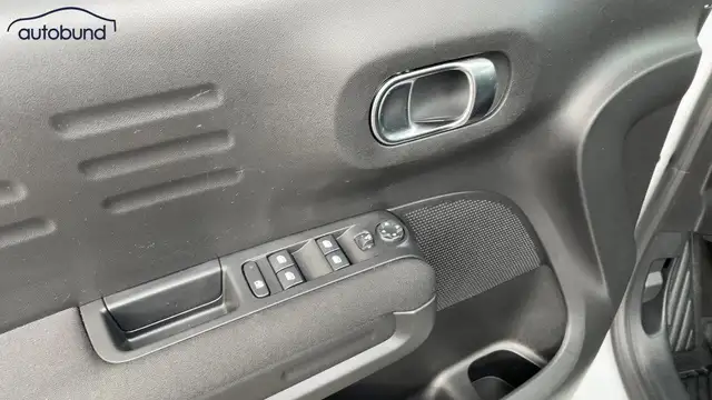 Citroen C3 view 12