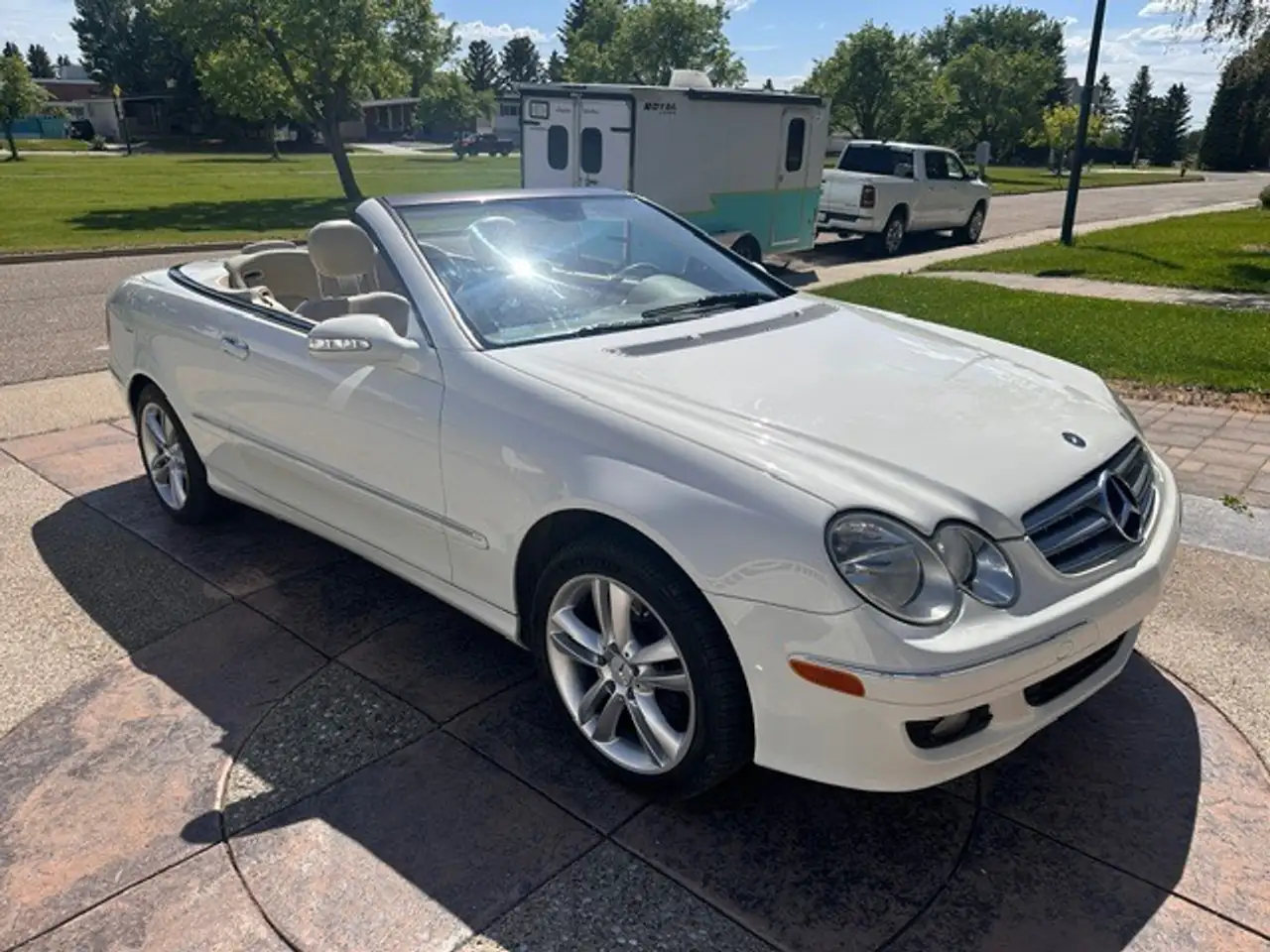 Mercedes-Benz CLK снимка Mercedes-Benz CLK