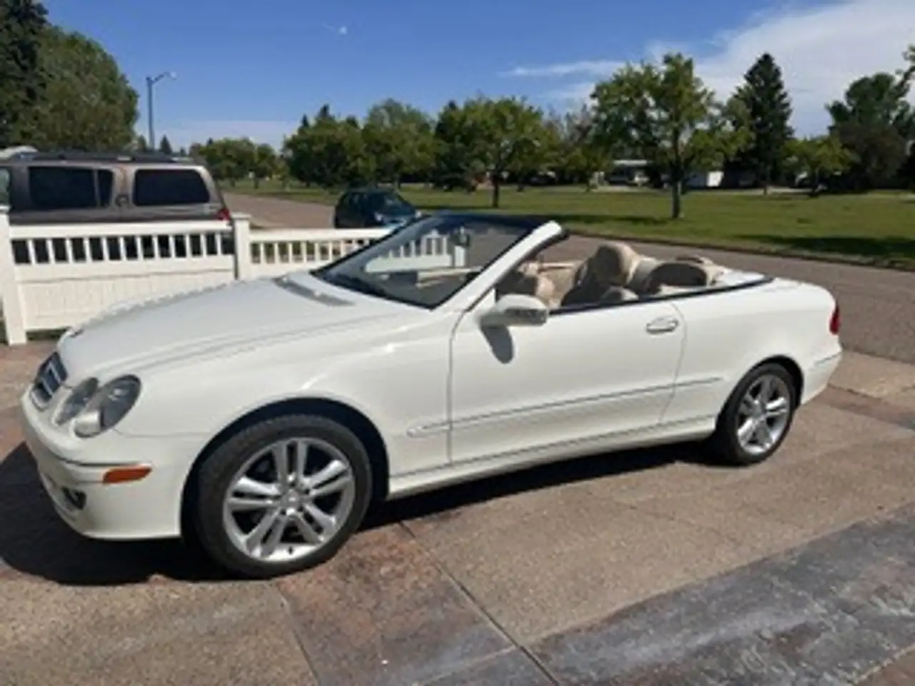 Mercedes-Benz CLK снимка Mercedes-Benz CLK