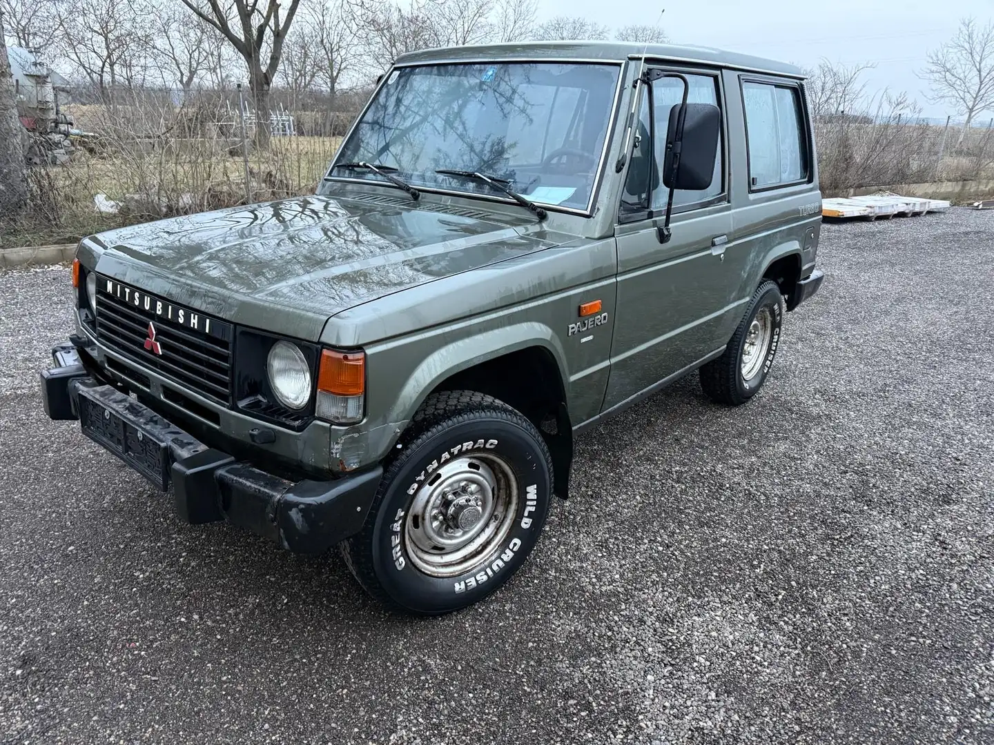 Mitsubishi Pajero MT 2,5 TD Aut. Grün - 1