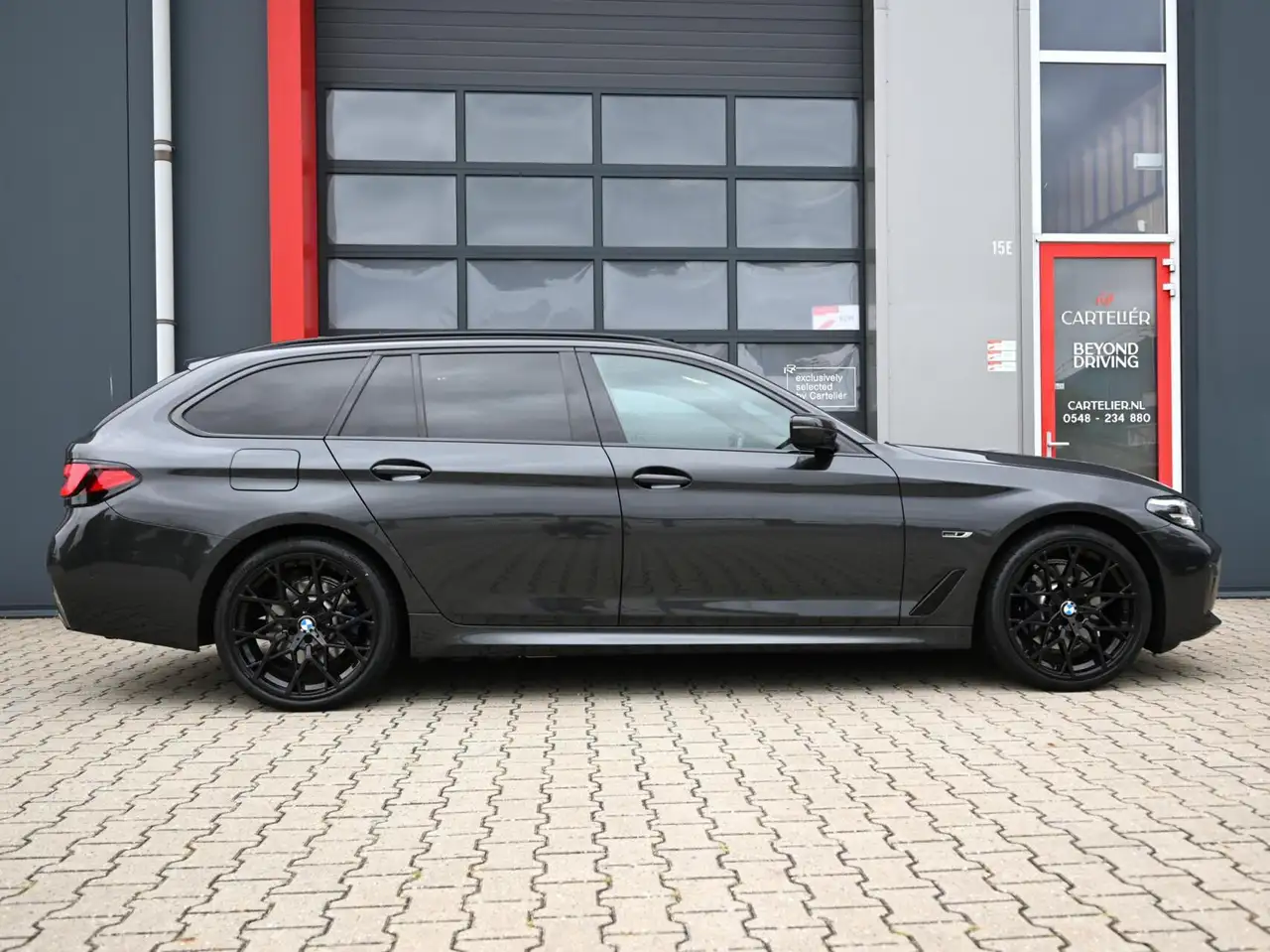 BMW 530 5-serie Touring 530e xDrive M-Sport Pano 20'', миниатюра 16