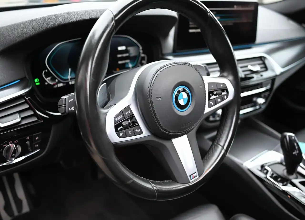 BMW 530 5-serie Touring 530e xDrive M-Sport Pano 20'', миниатюра 6